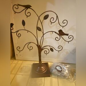 Decorative Pier 1 FamilyTree with hanging frames
